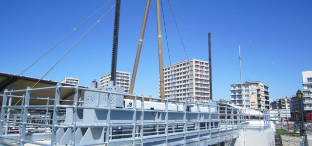 Marguet Dam (62) – Regulating valves