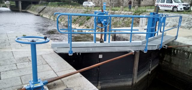 Ecluse Avesnière (53) – Vantail et vantelle